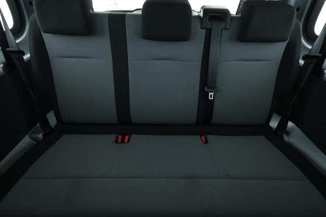 Peugeot Expert image 8