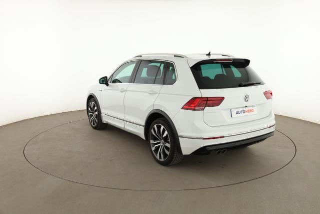 Volkswagen Tiguan image 8