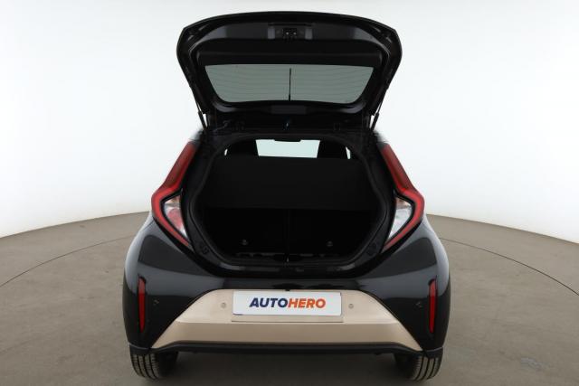 Toyota Aygo X image 1