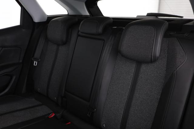 Peugeot 3008 image 9