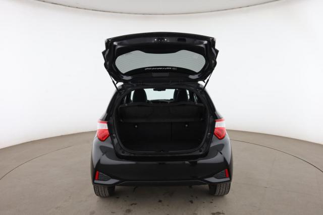 Toyota Yaris image 6