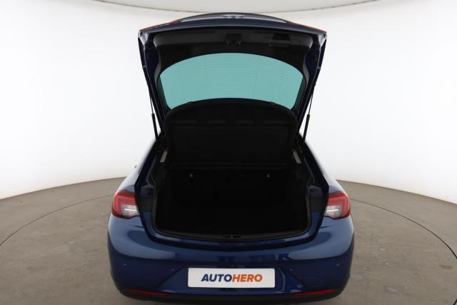 Opel Insignia image 4