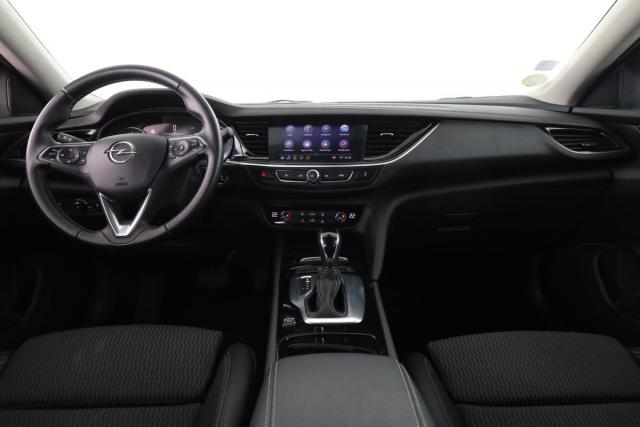 Opel Insignia image 3