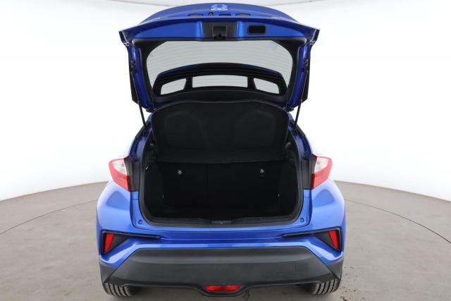 Toyota C-Hr image 9