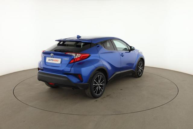 Toyota C-Hr image 6
