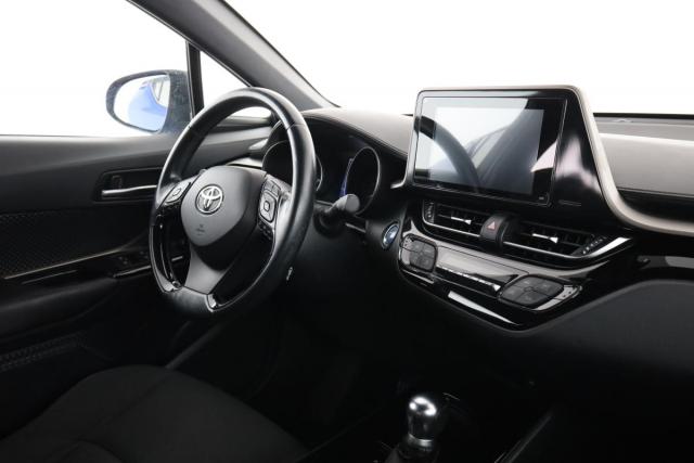 Toyota C-Hr image 8
