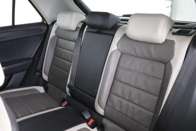Volkswagen T-Roc image 4