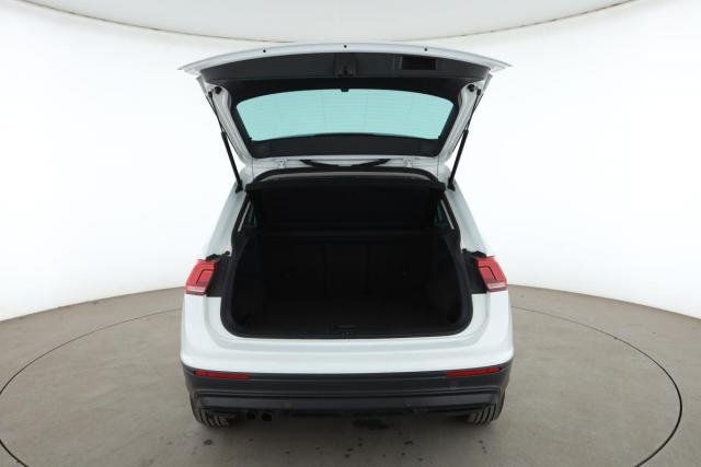 Volkswagen Tiguan image 9