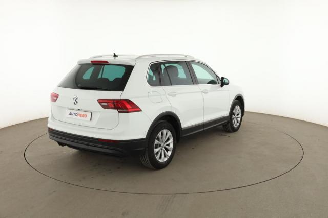 Volkswagen Tiguan image 1