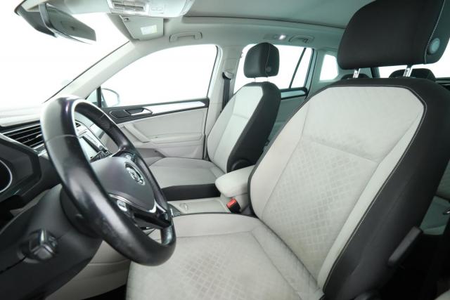 Volkswagen Tiguan image 8