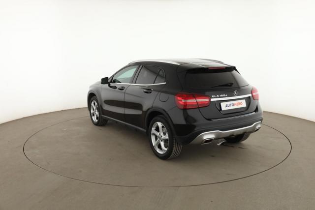 Mercedes Benz Gla image 6
