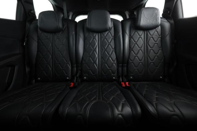 Peugeot 5008 image 2
