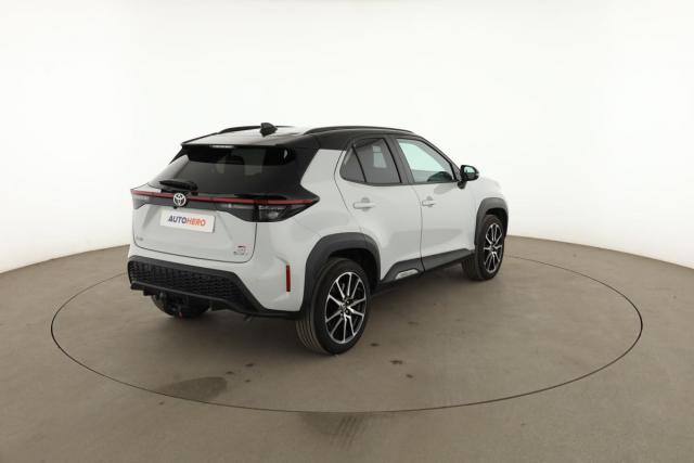 Toyota Yaris Cross image 8