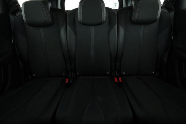 Peugeot 5008 image 2