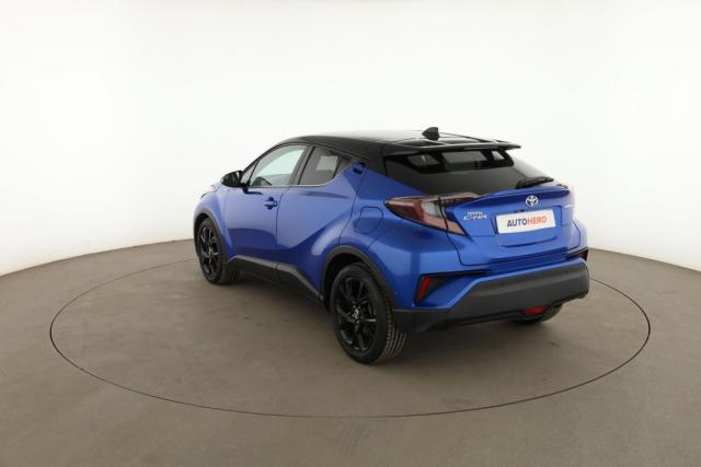 Toyota C-Hr image 9