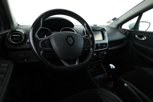 Renault Clio Estate image 3