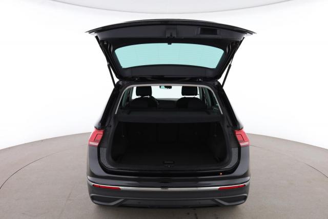 Volkswagen Tiguan image 8