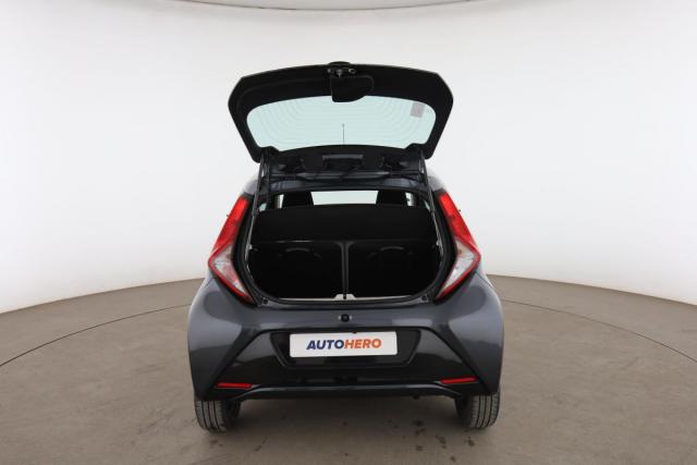 Toyota Aygo image 2