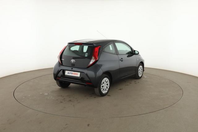 Toyota Aygo image 8