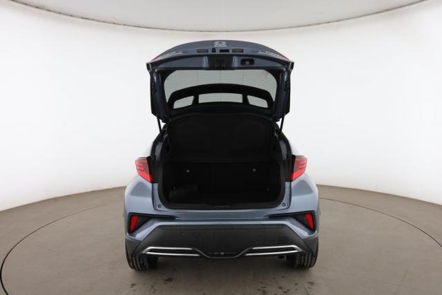 Toyota C-Hr image 4
