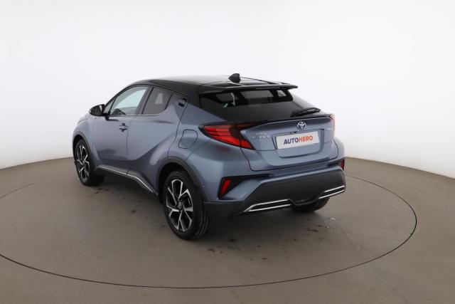 Toyota C-Hr image 7
