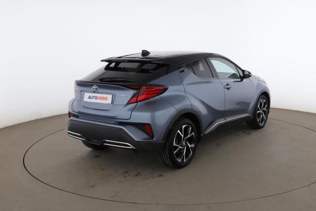 Toyota C-Hr image 3