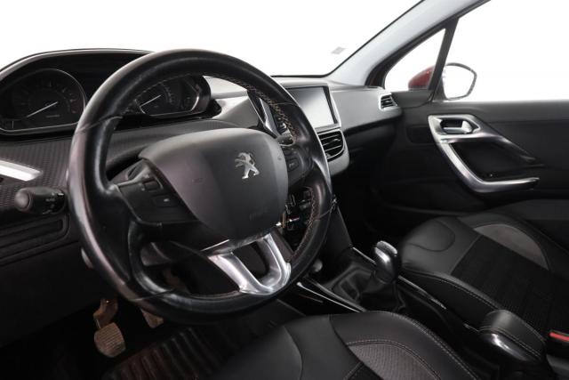 Peugeot 2008 image 4
