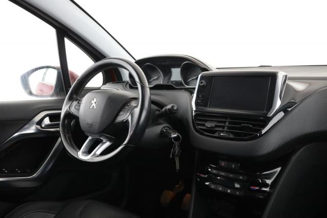 Peugeot 2008 image 9