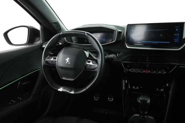 Peugeot 2008 image 9