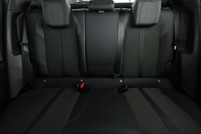 Peugeot 2008 image 5