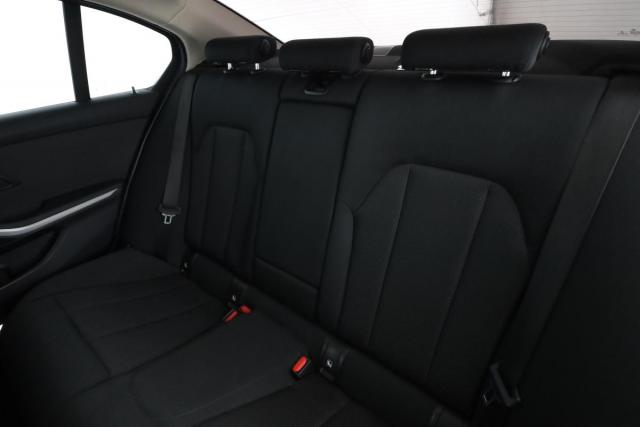 Bmw Série 3 image 4