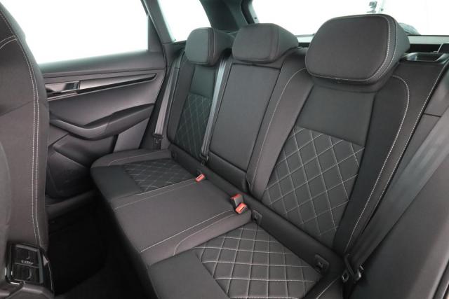 Skoda Karoq image 4