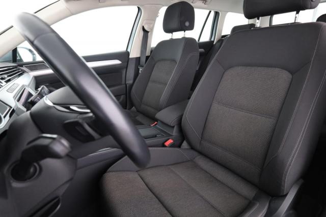 Volkswagen Passat Sw image 1