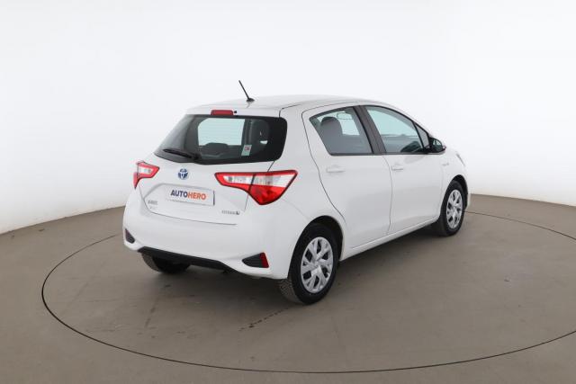 Toyota Yaris image 8