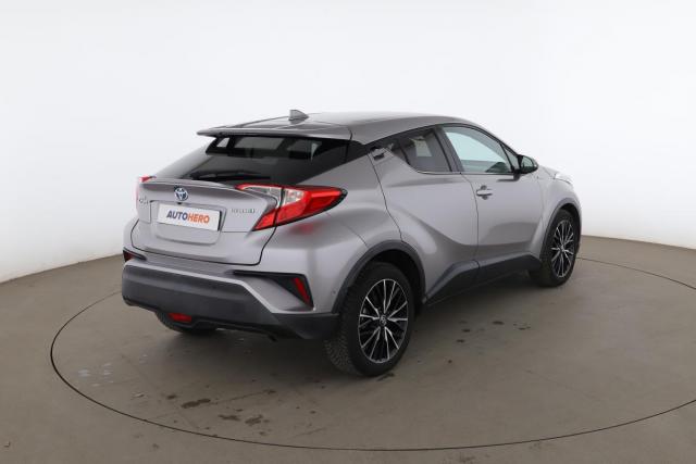 Toyota C-Hr image 4