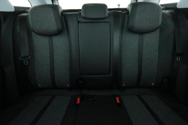 Peugeot 3008 image 3