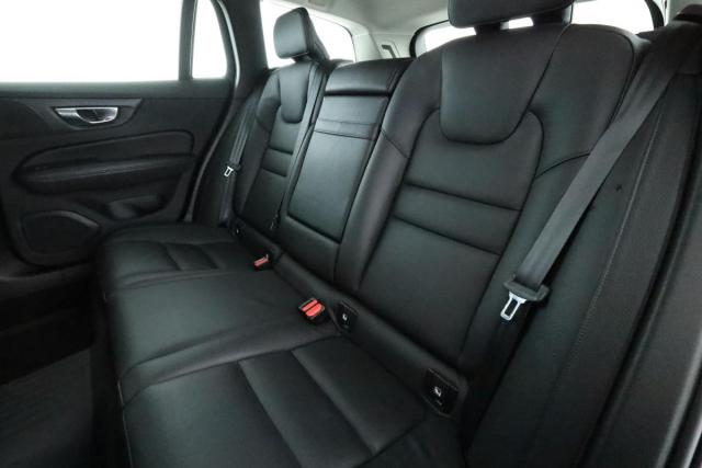 Volvo V60 image 9