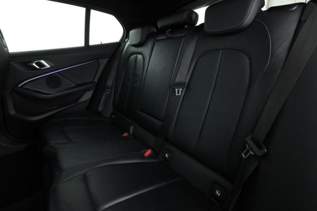 Bmw Série 1 image 7