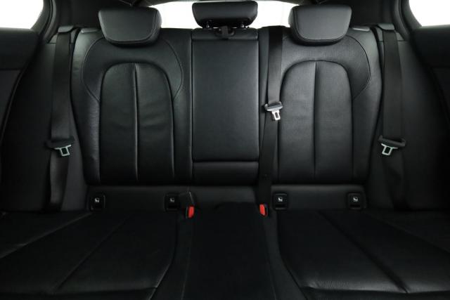 Bmw Série 1 image 8