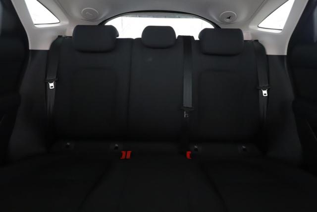 Jaguar E-Pace image 9