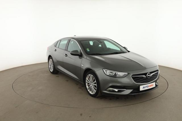 Opel Insignia image 3