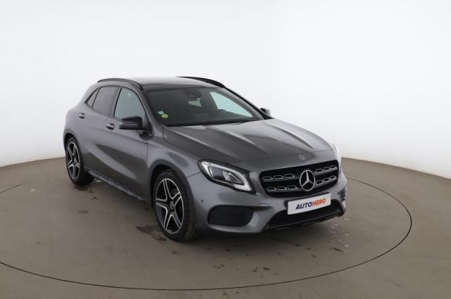 Mercedes Benz Gla image 1
