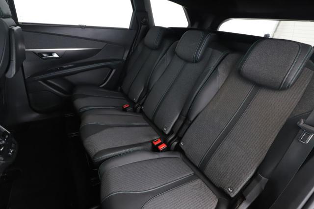 Peugeot 5008 image 6