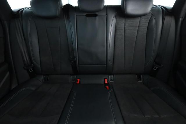 Audi A4 Avant image 2