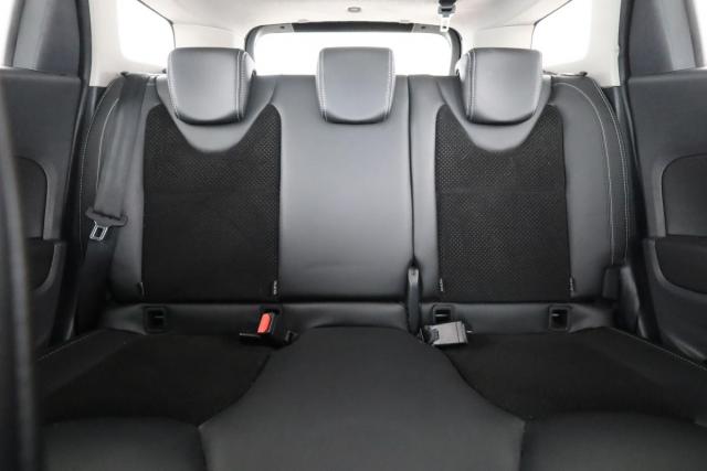 Renault Clio Estate image 6