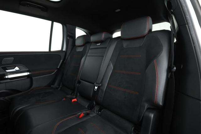 Mercedes Benz Glb image 4