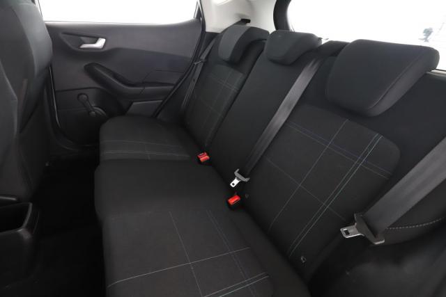 Ford Fiesta image 2