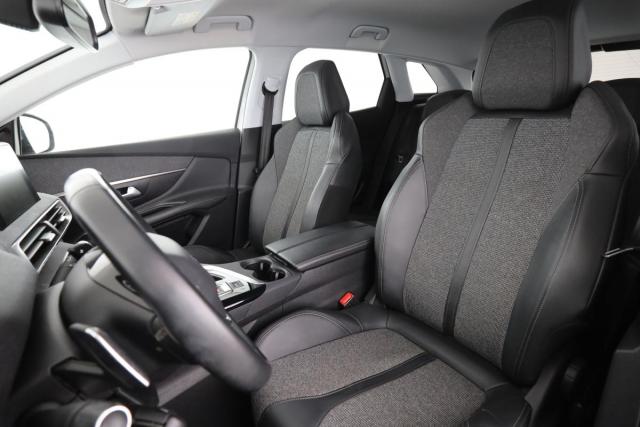 Peugeot 3008 image 5