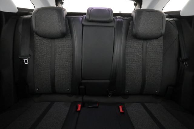 Peugeot 3008 image 2