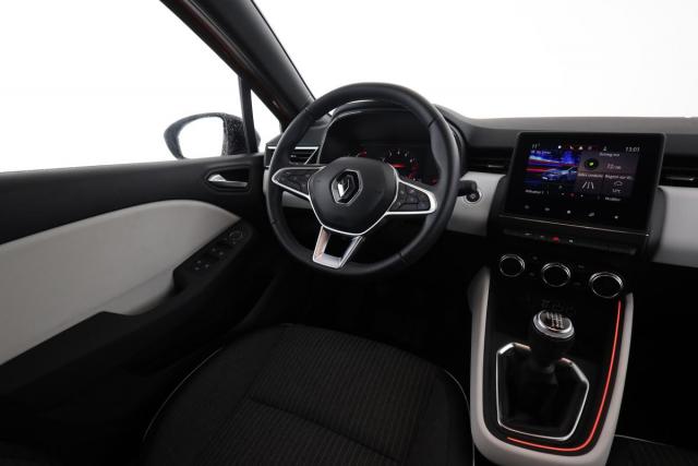 Renault Clio image 8